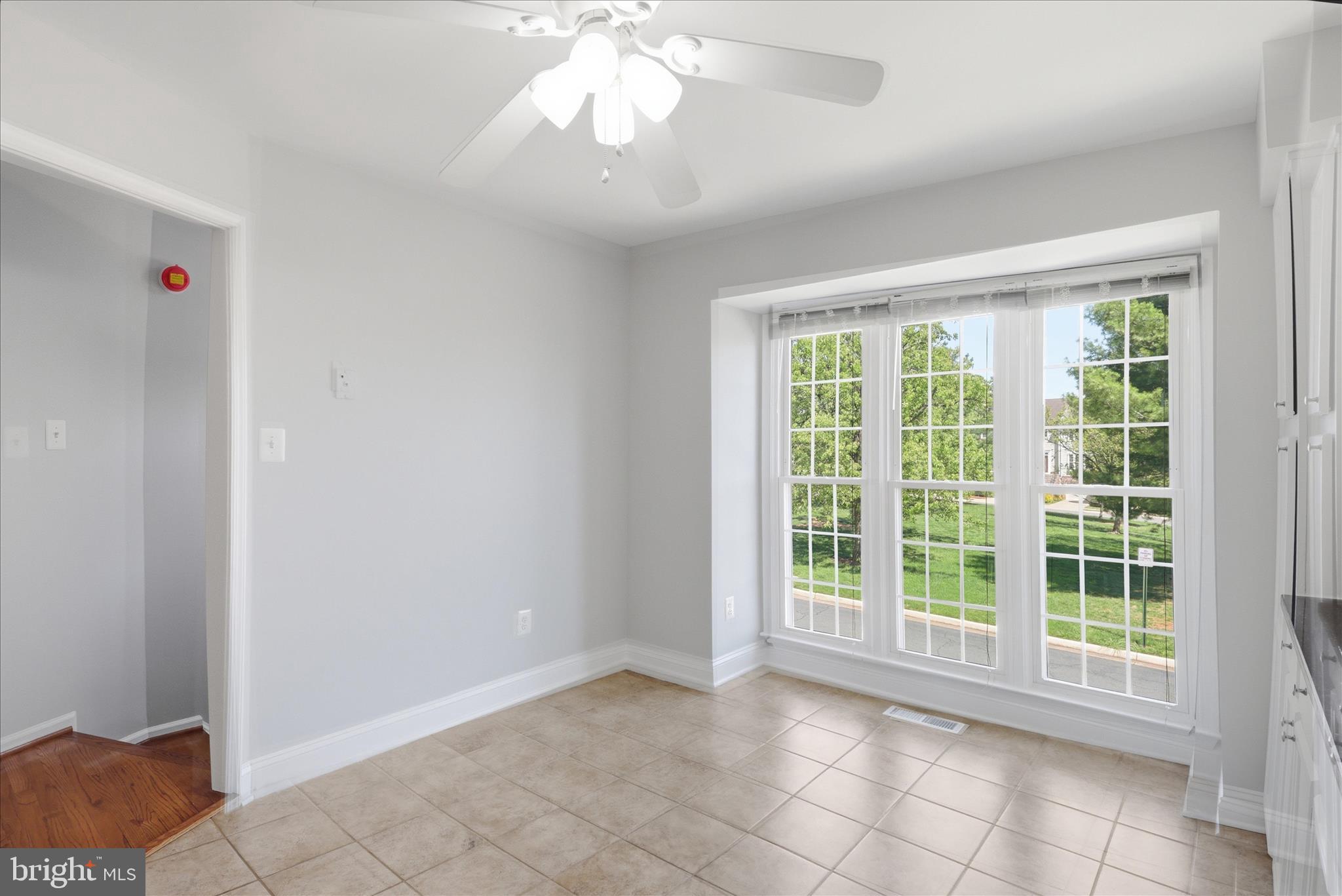 46810 Rabbitrun Terrace Sterling, VA 20164 - Photo 10 of 52