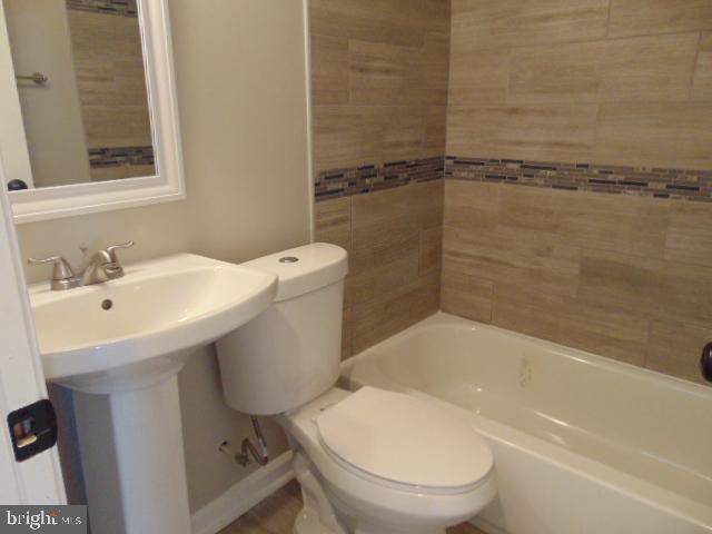 4233 Powder Mill Road Beltsville, MD 20705 - Photo 10 of 21 Hall full bath