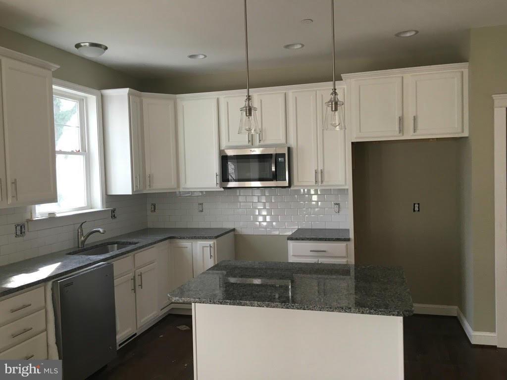 1165 Hampton Road Annapolis, MD 21409 - Photo 3 of 3 Kitchen
