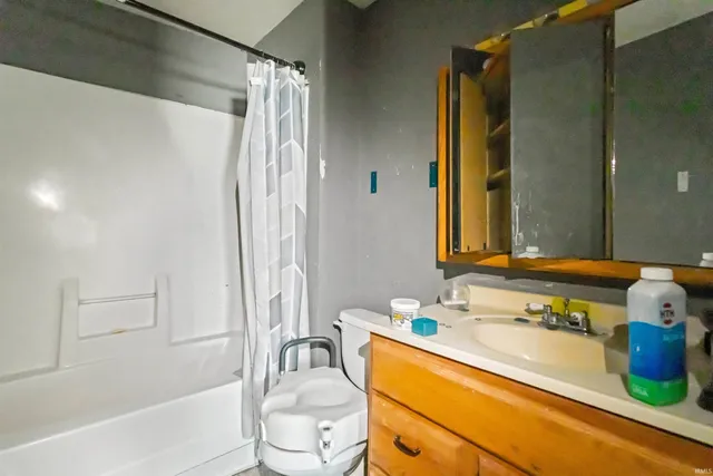 $110,000 | 1622 South Market Street, Kokomo, IN 46902