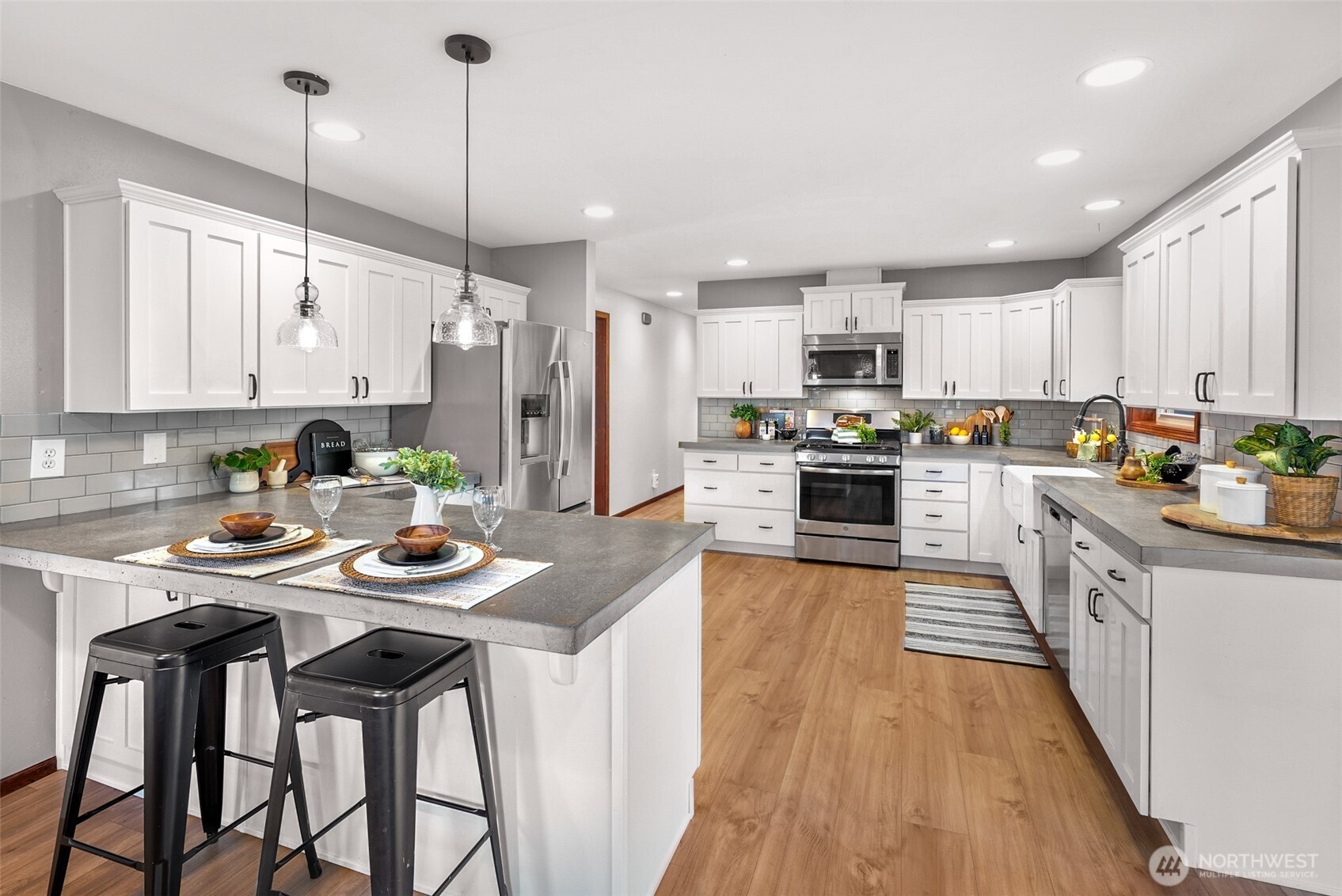 2805 Newberg Road Snohomish, WA 98290 - Photo 9 of 40