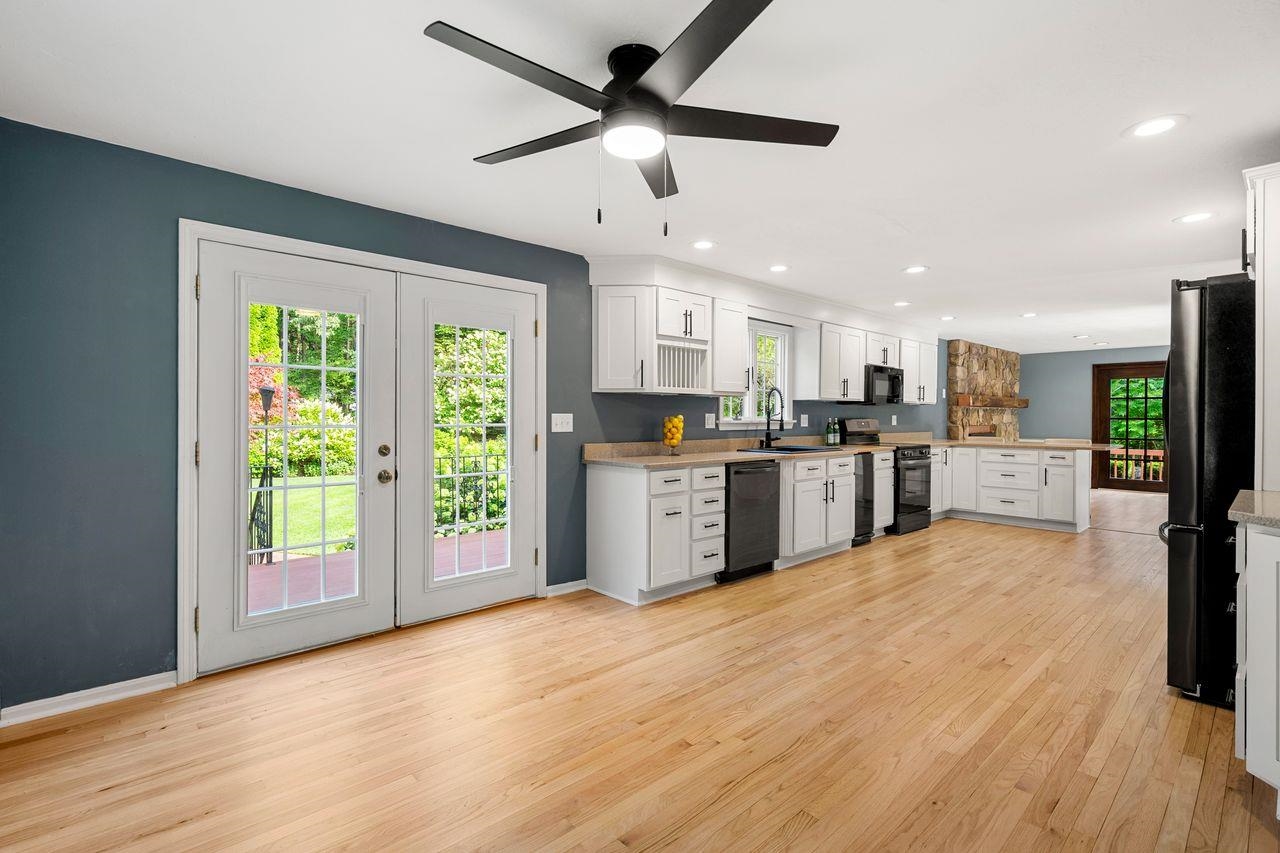 41 Gault Road Bedford, NH 03110 - Photo 23 of 55