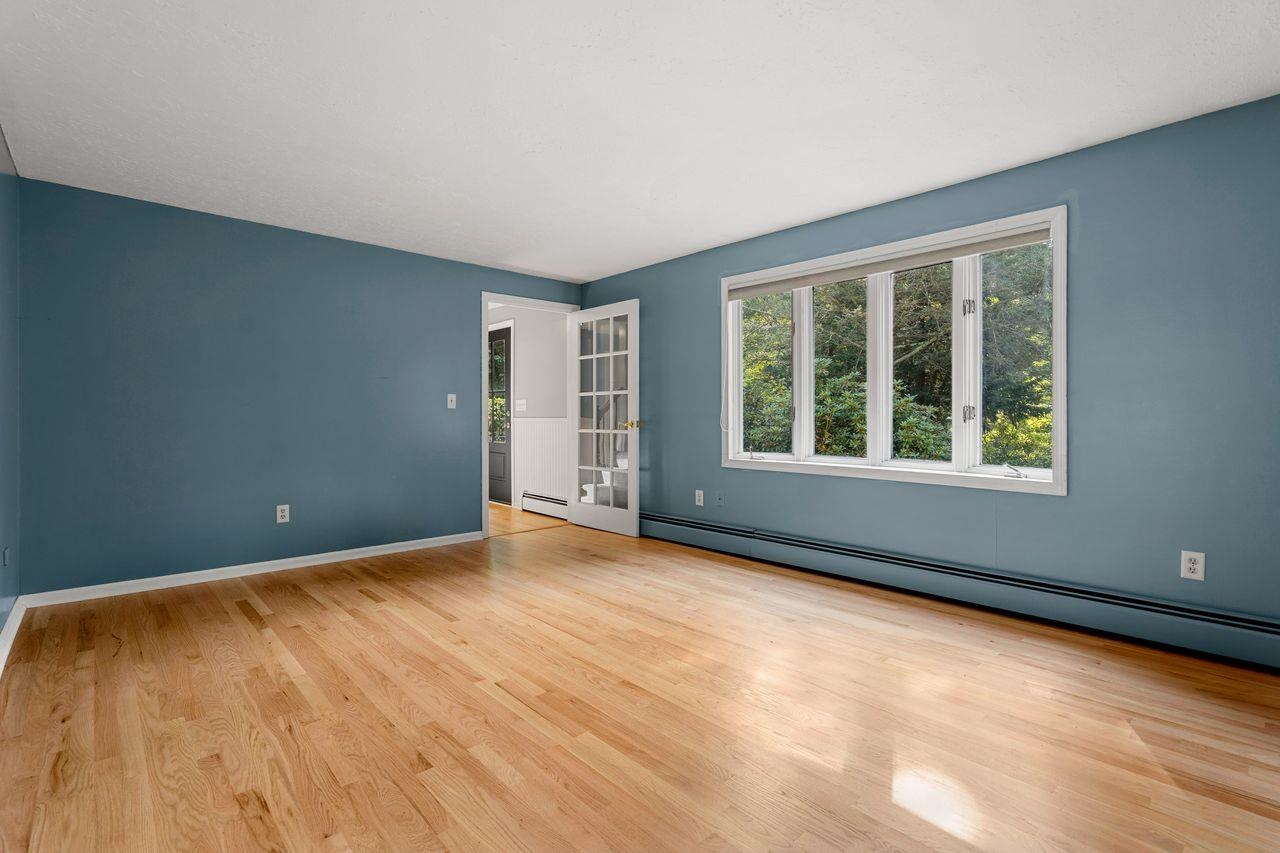 41 Gault Road Bedford, NH 03110 - Photo 24 of 55