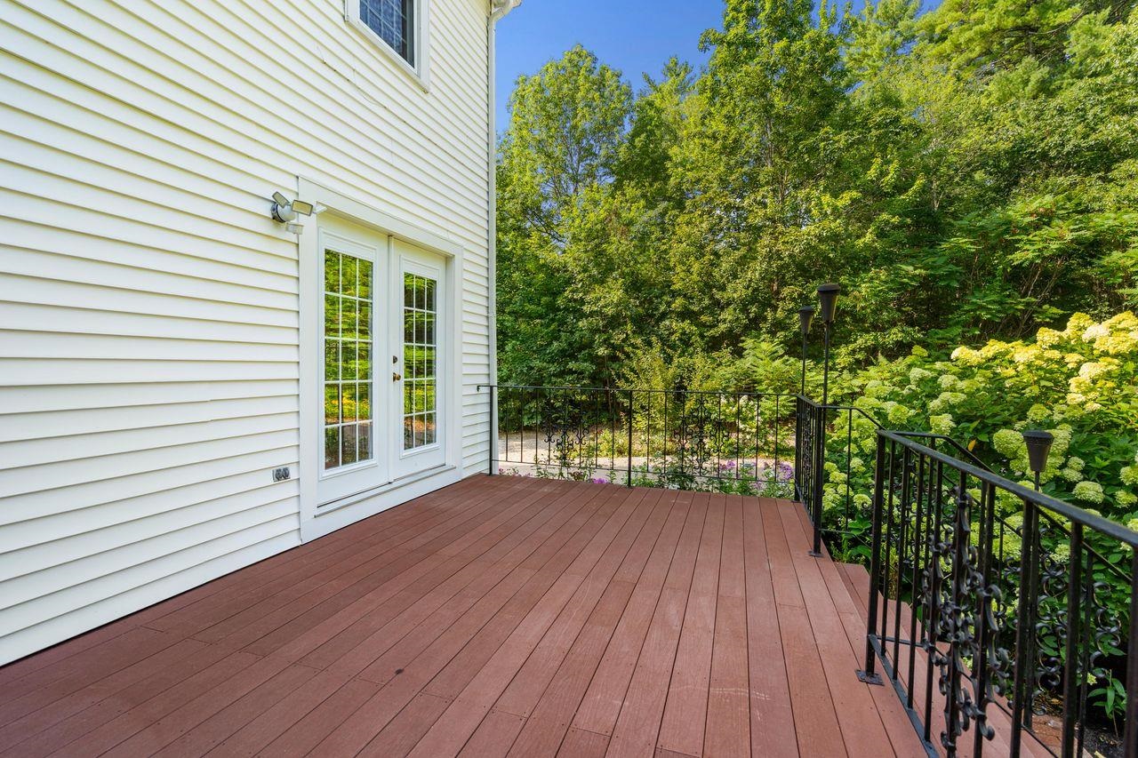 41 Gault Road Bedford, NH 03110 - Photo 43 of 55
