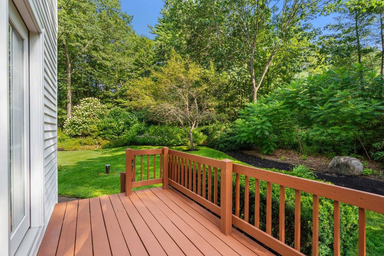 41 Gault Road Bedford, NH 03110 - Photo 7 of 55