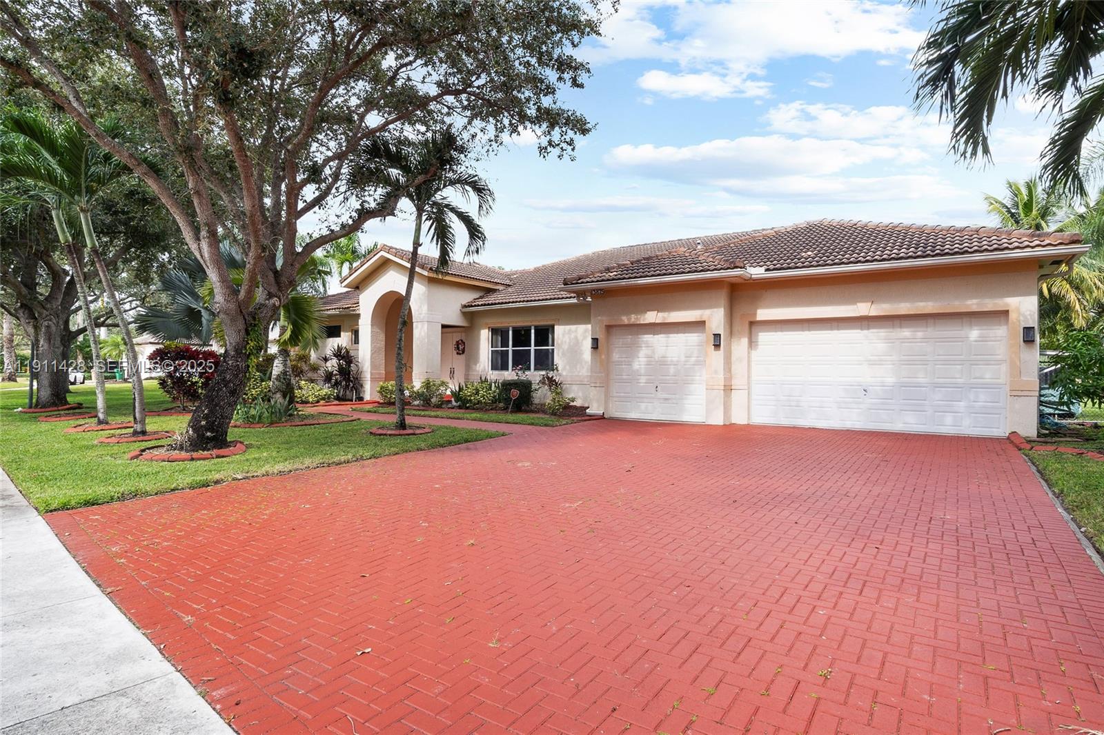 13875 Southwest 41st Street Davie, FL 33330 - Photo 3 of 62 a view of outdoor space yard and patio