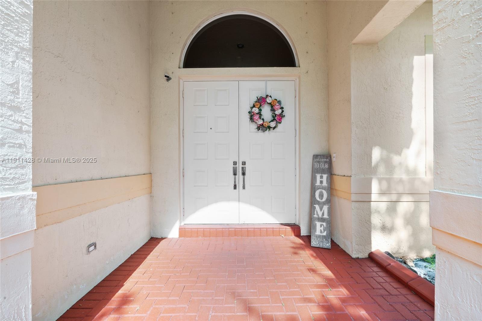 13875 Southwest 41st Street Davie, FL 33330 - Photo 5 of 62