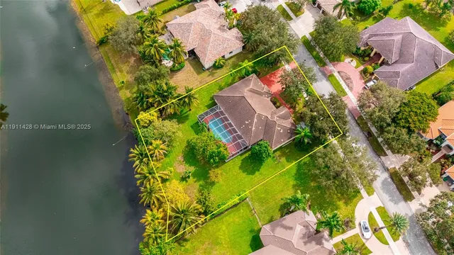 $1,275,000 | 13875 Southwest 41st Street, Davie, FL 33330