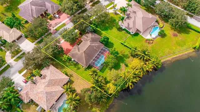 $1,275,000 | 13875 Southwest 41st Street, Davie, FL 33330