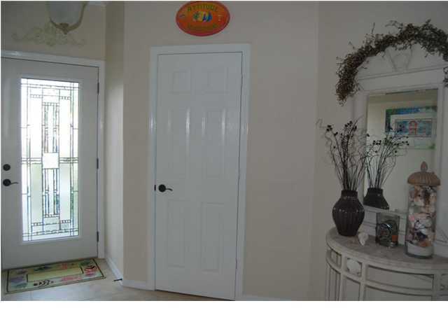 104 Sandtrap Road, Unit 107 Destin, FL 32550 - Photo 4 of 17 Gallery Image 4