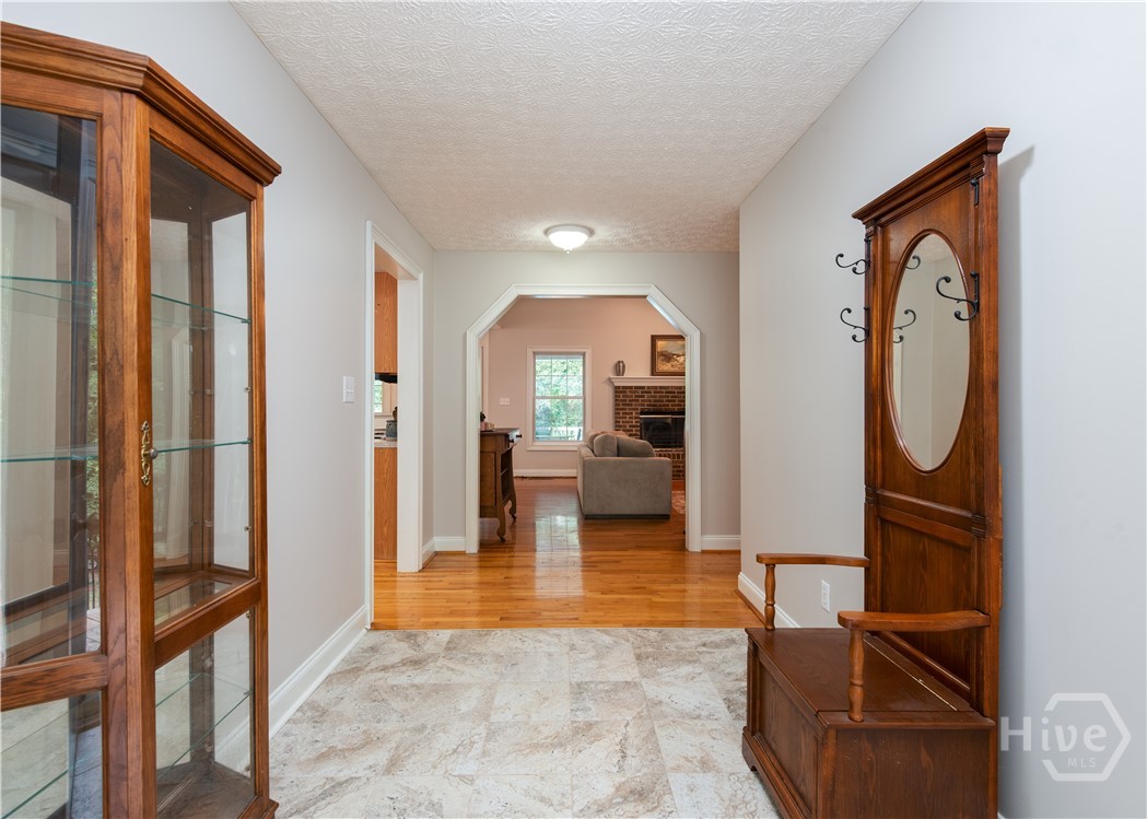 556 Fuller Road Athens, GA 30607 - Photo 10 of 51