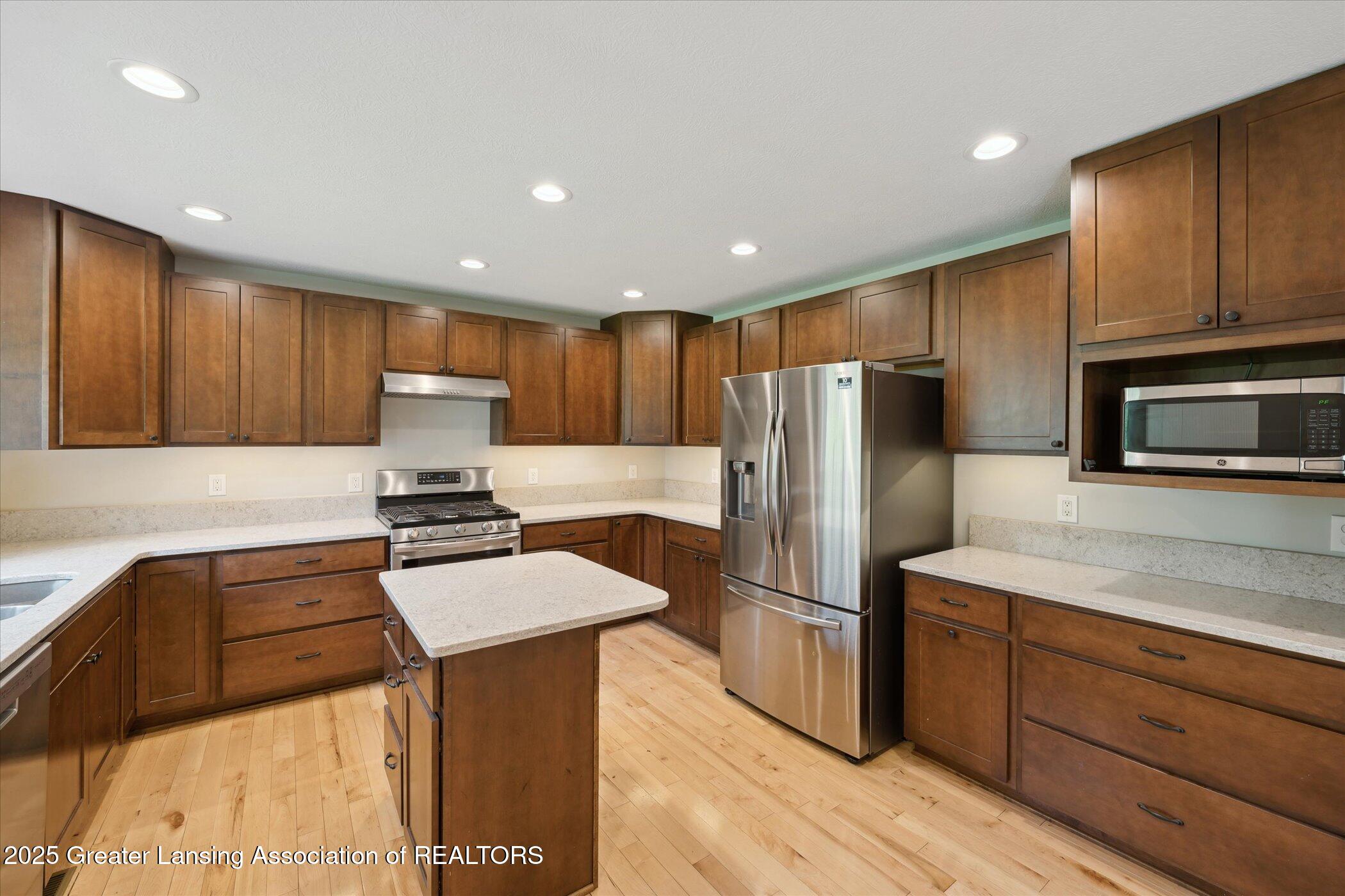 263 Sherwood Road Williamston, MI 48895 - Photo 19 of 73 19-263-E-Sherwood-Rd-Williamston-MI-4889
