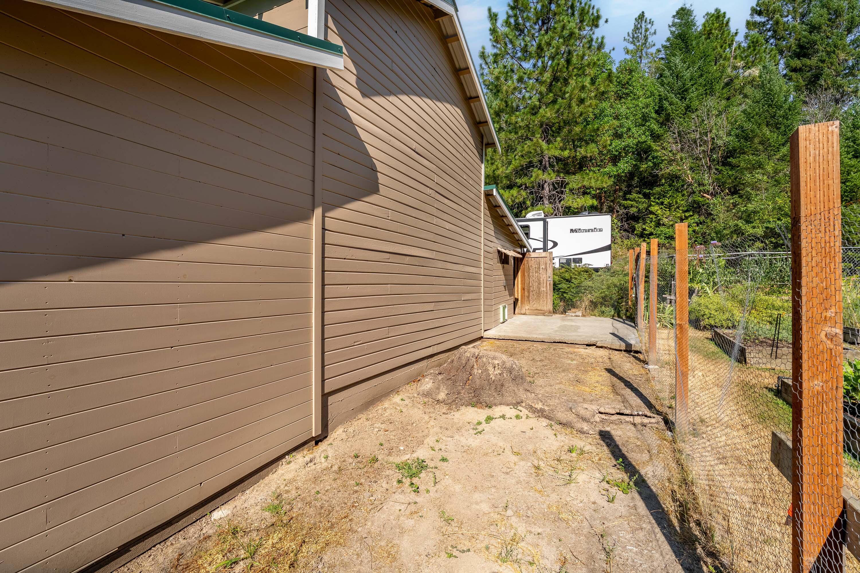 8360 Lower River Road Grants Pass, OR 97526 - Photo 47 of 62 EXT (18 of 28)