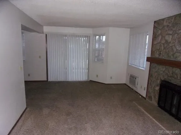 $1,595 | 17672 East Loyola Drive, Unit 2221R, Aurora, CO 80013