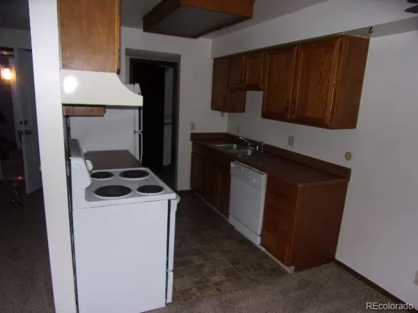 $1,595 | 17672 East Loyola Drive, Unit 2221R, Aurora, CO 80013