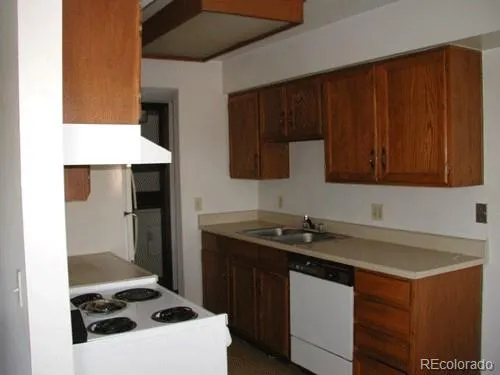 $1,595 | 17672 East Loyola Drive, Unit 2221R, Aurora, CO 80013