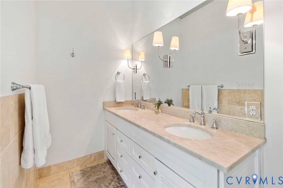 3264 Three Bridge Road Powhatan, VA 23139 - Photo 37 of 78 Double Vanity Marble