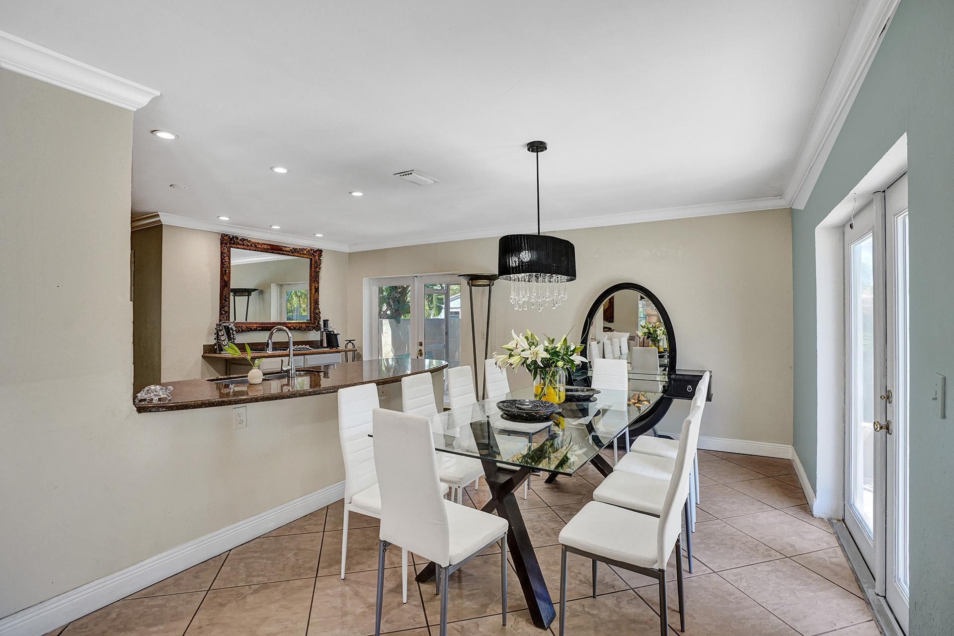 7080 Northwest 2nd Terrace Boca Raton, FL 33487 - Photo 8 of 62 DSC01723