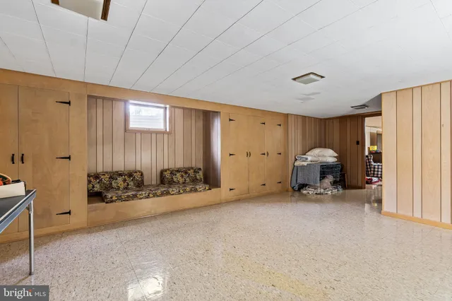 a swimming pool with mountain view