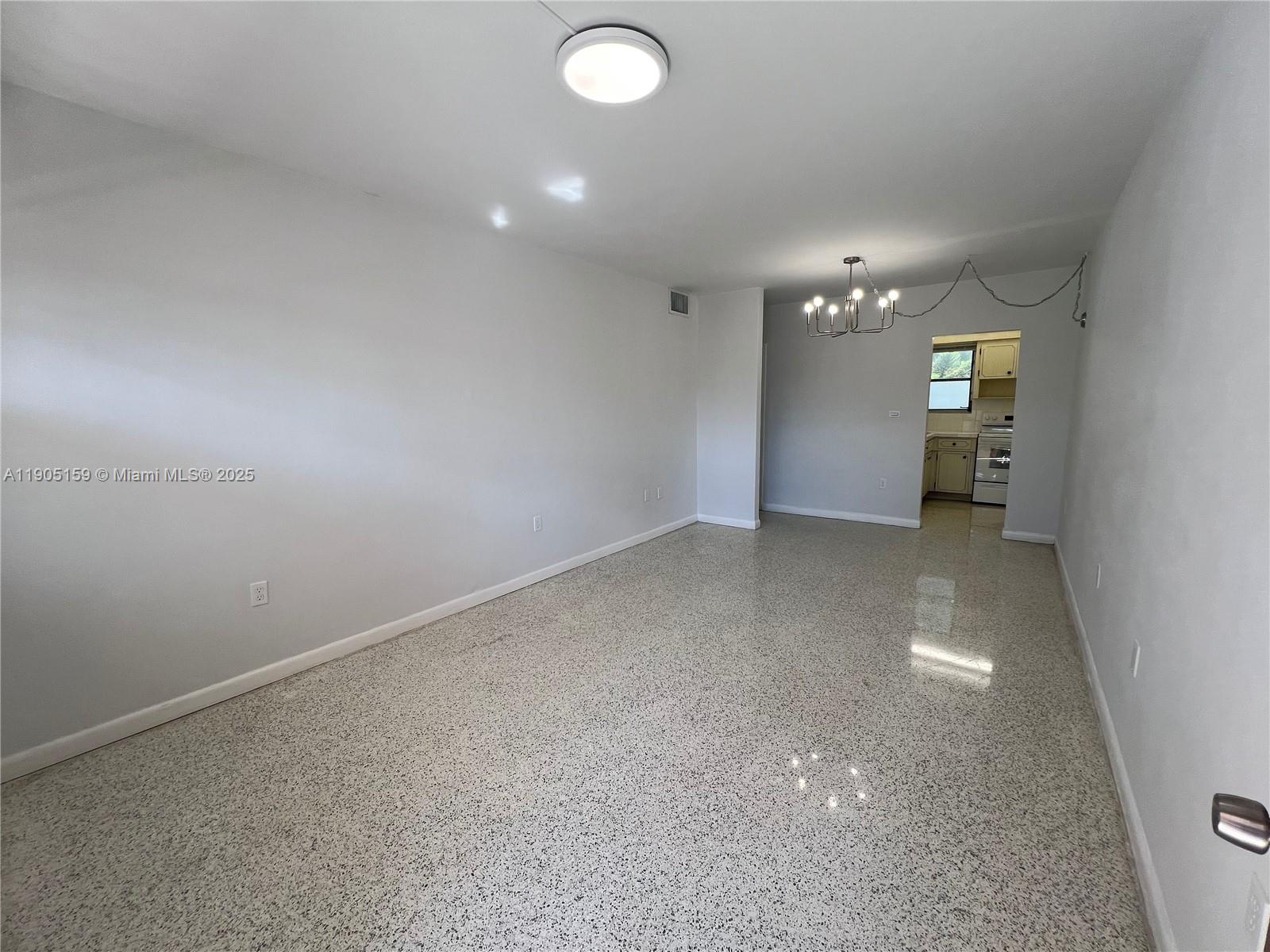 675 Southwest 7th Avenue, Unit 7 Miami, FL 33130 - Photo 3 of 16