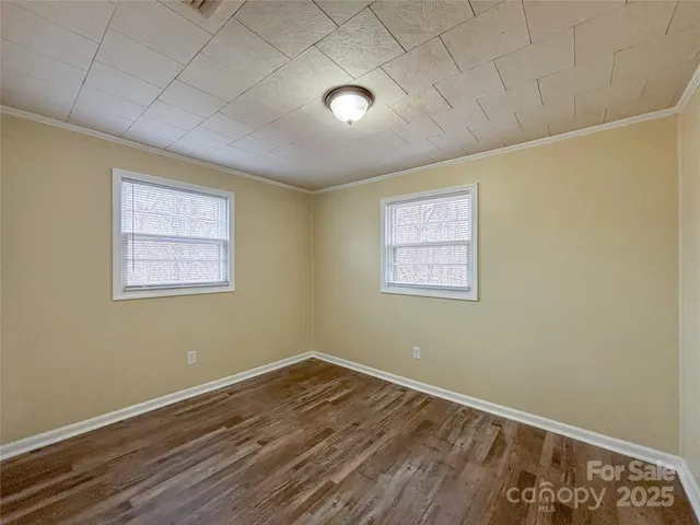 $179,900 | 3002 Denwood Drive, Claremont, NC 28610