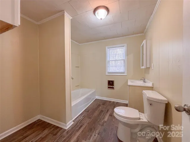 $179,900 | 3002 Denwood Drive, Claremont, NC 28610