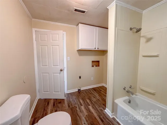 $179,900 | 3002 Denwood Drive, Claremont, NC 28610