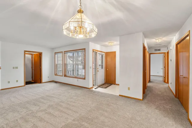 $250,000 | 410 Sarazin Street, Shakopee, MN 55379