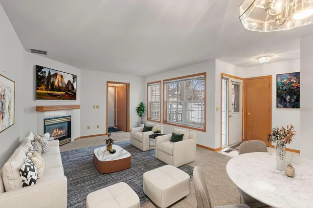 $250,000 | 410 Sarazin Street, Shakopee, MN 55379