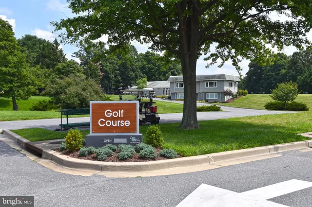 $180,000 | 3500 Forest Edge Drive, Unit 152E, Silver Spring, MD 20906