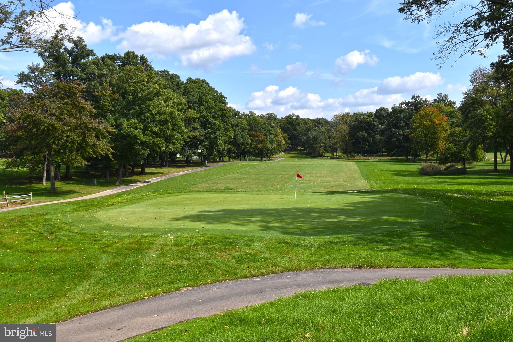 3500 Forest Edge Drive, Unit 152E Silver Spring, MD 20906 - Photo 25 of 33 a view of a golf course