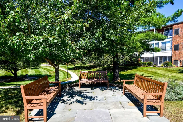 $180,000 | 3500 Forest Edge Drive, Unit 152E, Silver Spring, MD 20906