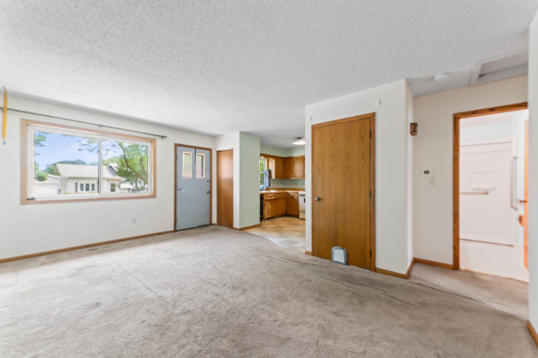 2018 42nd Street Northwest Rochester, MN 55901 - Photo 3 of 18