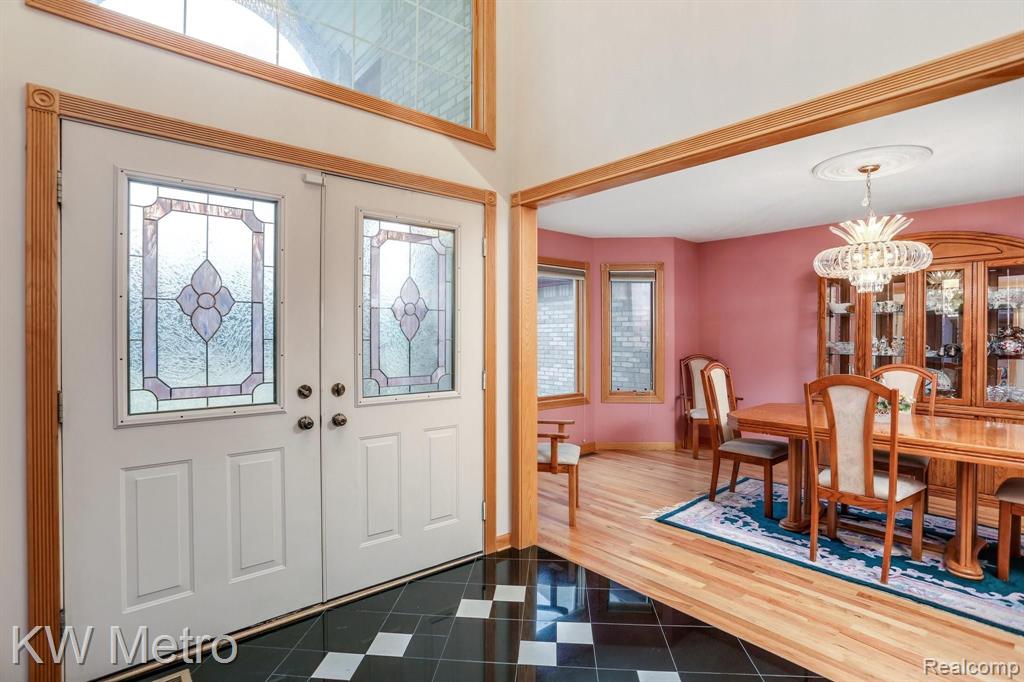 1109 East Wattles Road Troy, MI 48085 - Photo 15 of 48