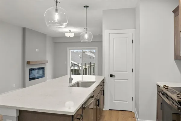 $2,730 | 1155 Marina Parkway, Macedon, NY 14502
