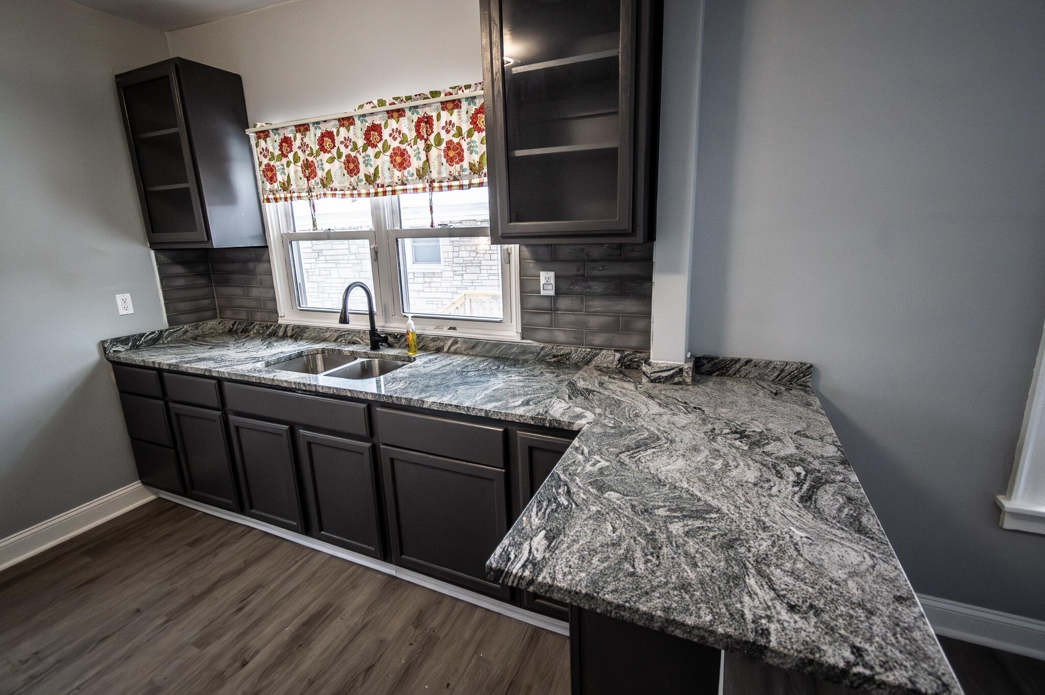 4181 Monroe Street Gary, IN 46408 - Photo 2 of 29 2048x1363