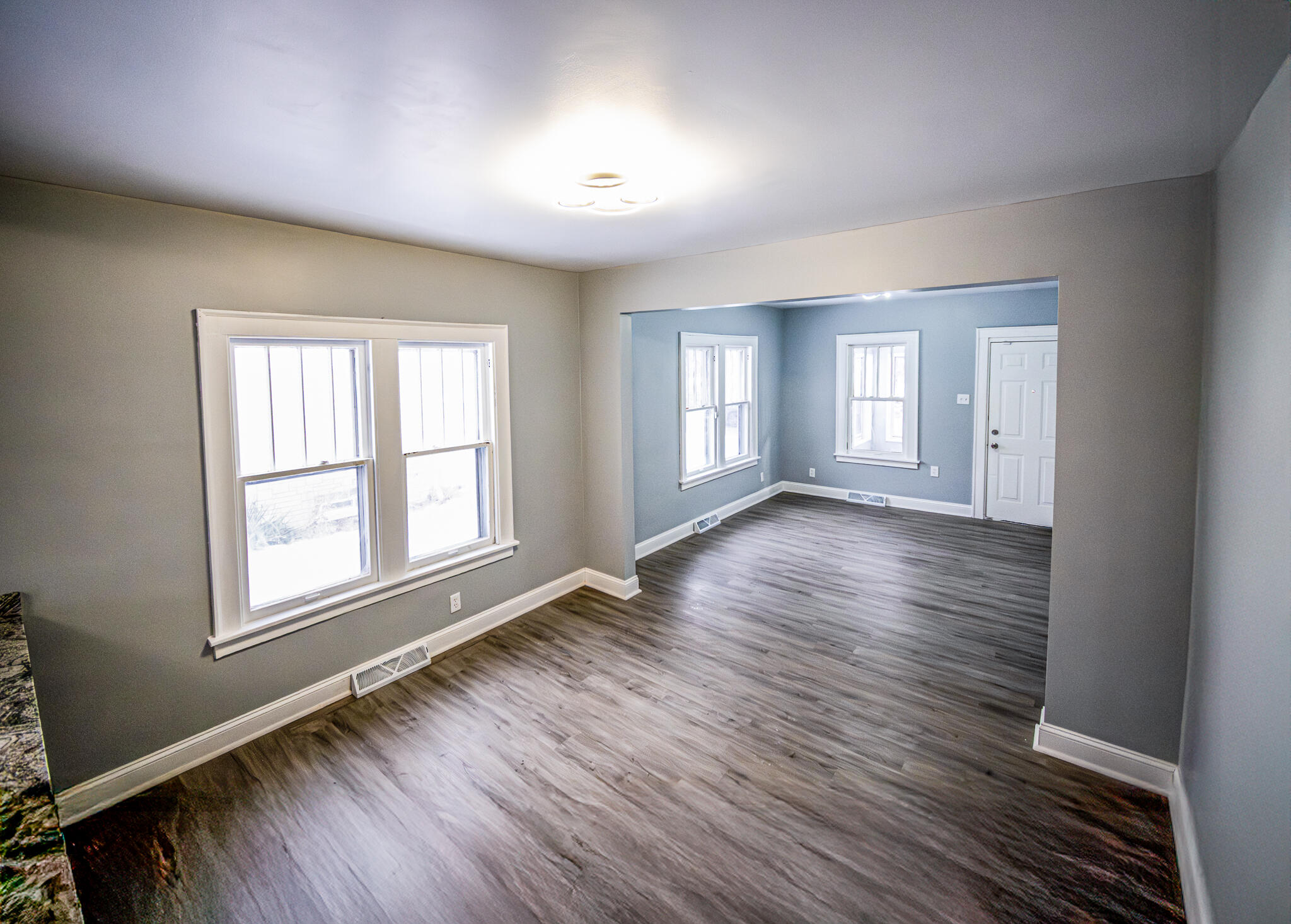 4181 Monroe Street Gary, IN 46408 - Photo 10 of 29 2048x1467