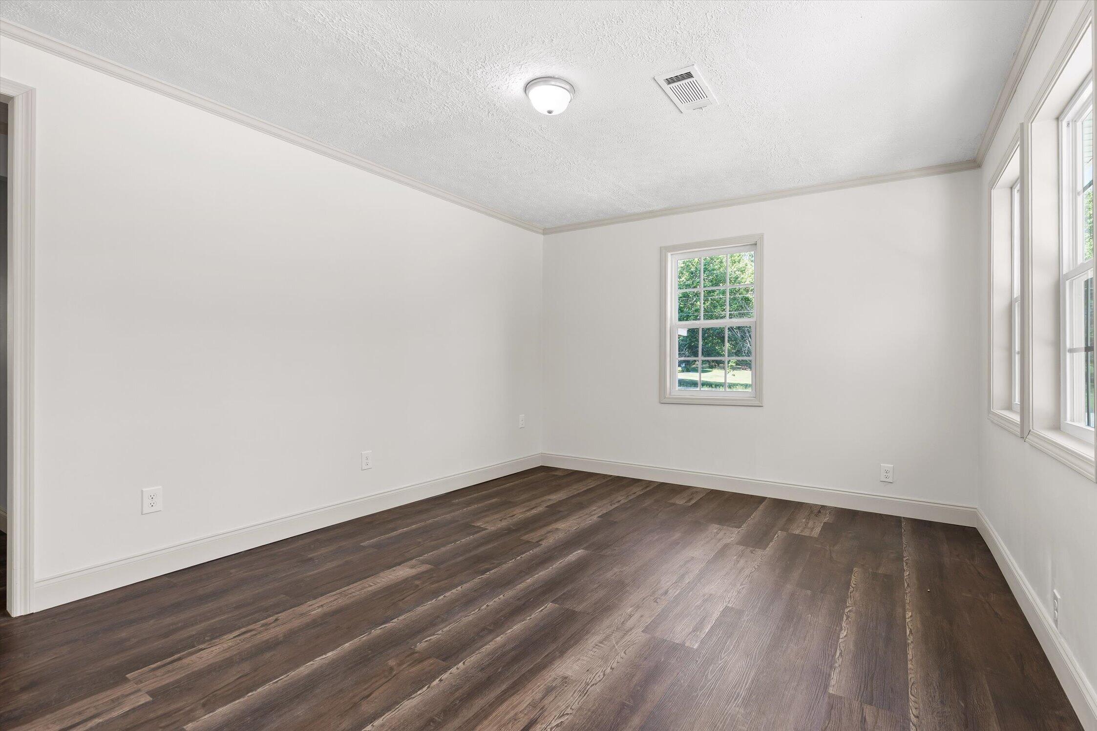 192 Prater Lake Road Northeast Calhoun, GA 30701 - Photo 9 of 41 06-Prater Lake-5