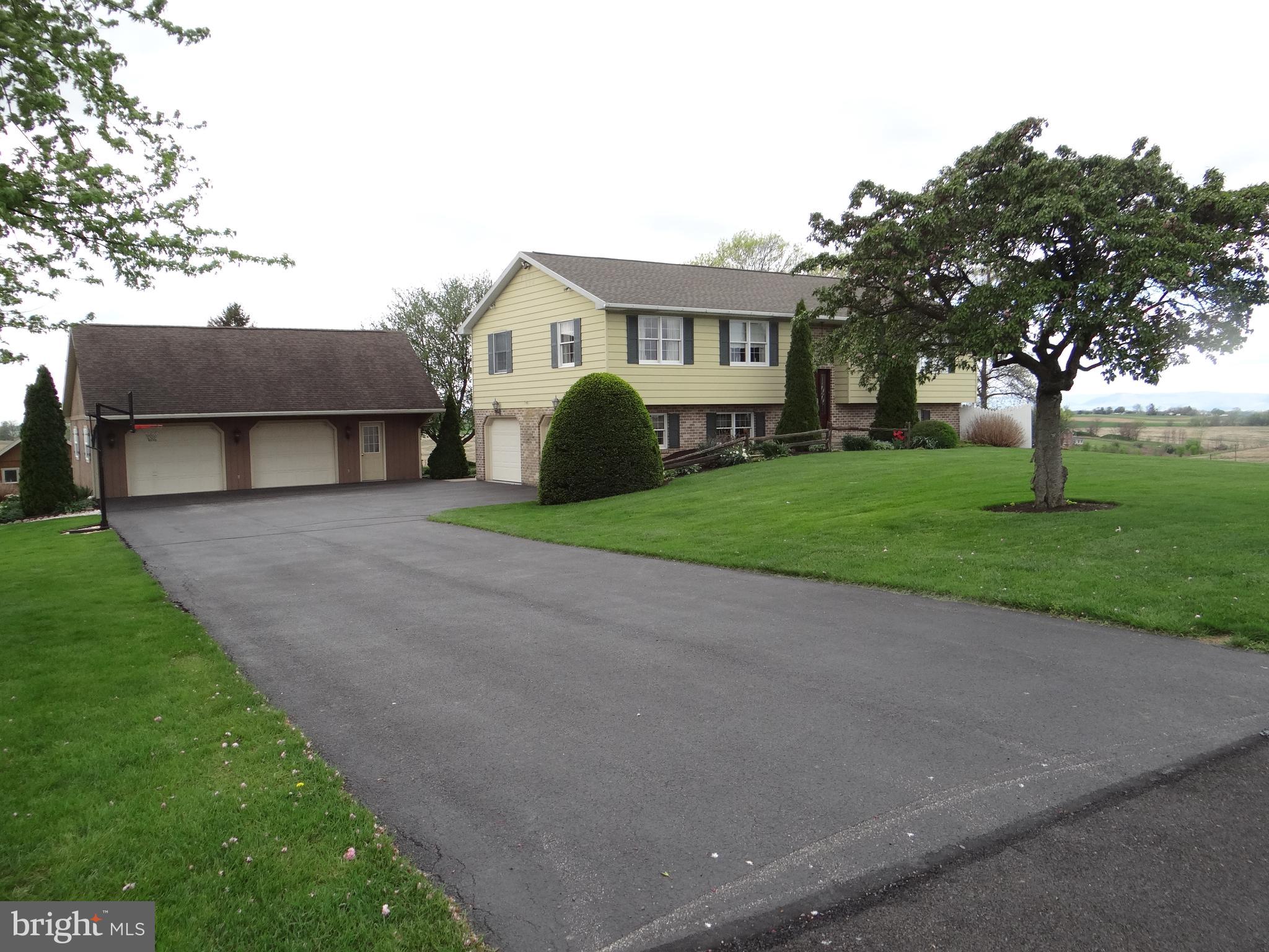 4013 Chapel Road Chambersburg, PA 17202 - Photo 6 of 51 Gallery Image 6