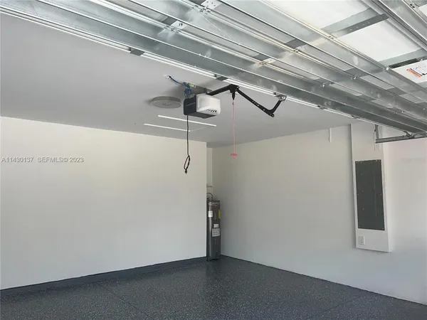 $2,700 | 1125 Milwaukee Boulevard, Lehigh Acres, FL 33974