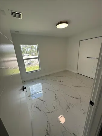 $2,700 | 1125 Milwaukee Boulevard, Lehigh Acres, FL 33974