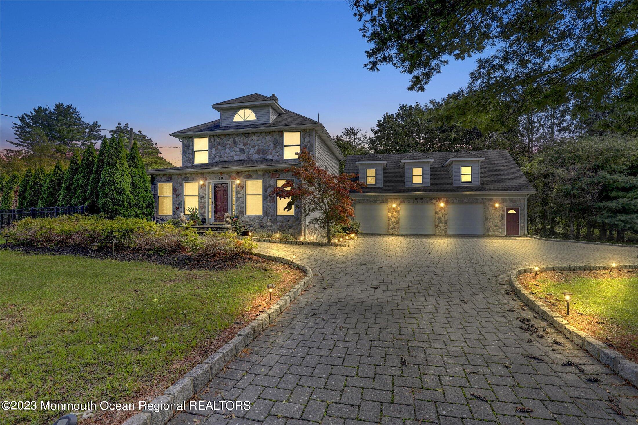 847 Waterworks Road Freehold, NJ 07728 - Photo 4 of 74 02-Twilight