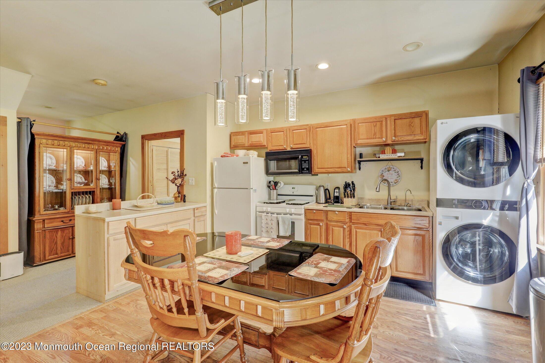 847 Waterworks Road Freehold, NJ 07728 - Photo 55 of 74 60-Garage Apartment