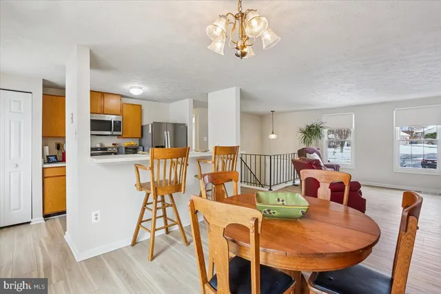 $500,000 | 18112 Kodella Court, Gaithersburg, MD 20877