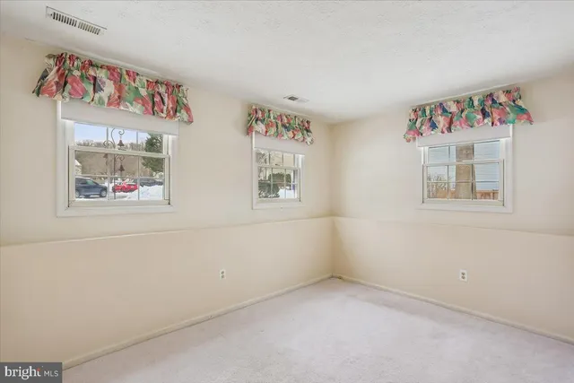 $500,000 | 18112 Kodella Court, Gaithersburg, MD 20877