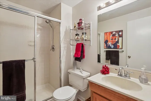 $500,000 | 18112 Kodella Court, Gaithersburg, MD 20877