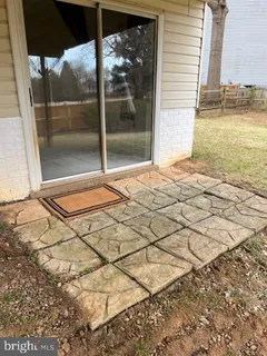 $500,000 | 18112 Kodella Court, Gaithersburg, MD 20877