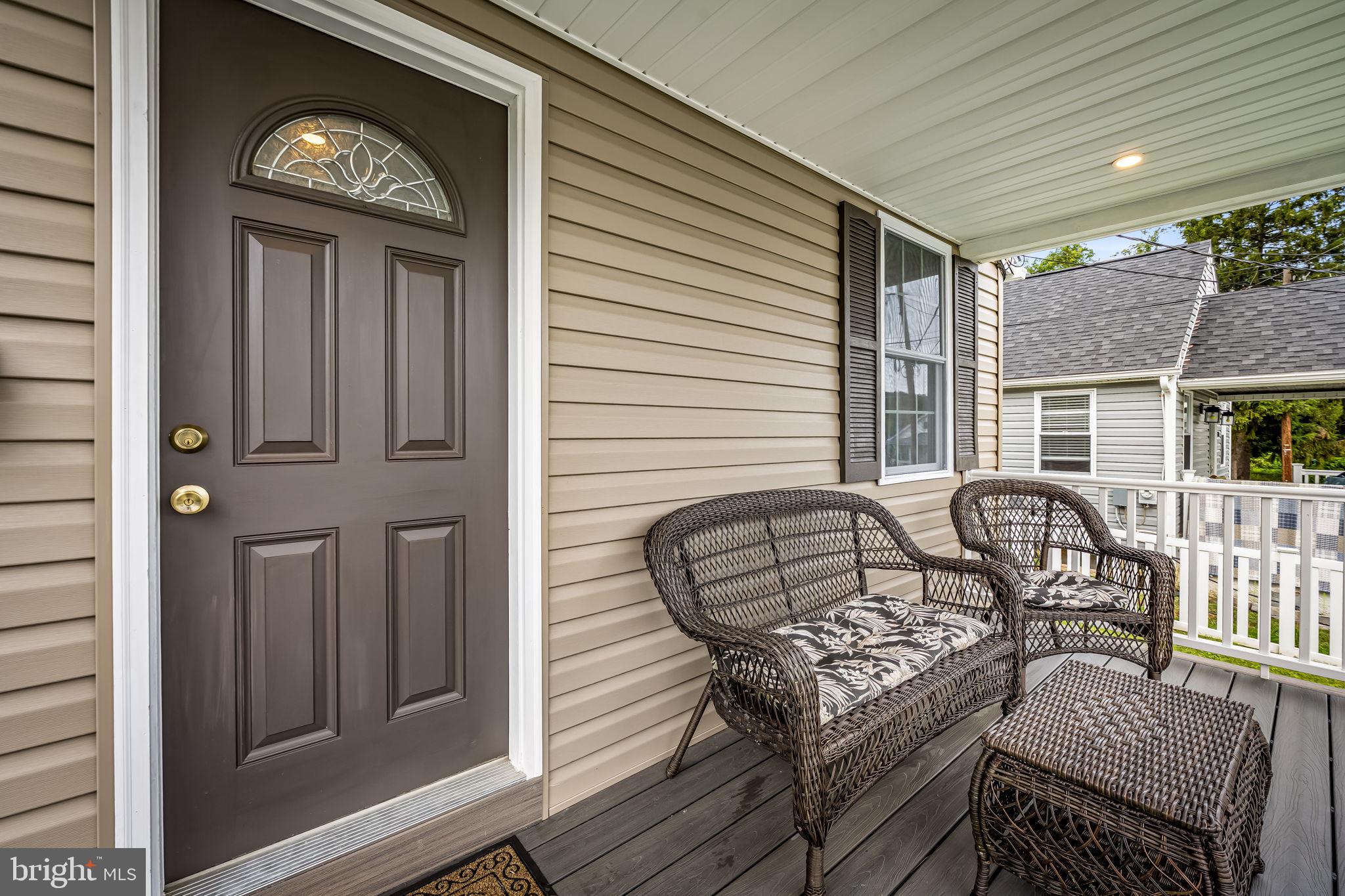 628 North Stuart Street Baltimore, MD 21221 - Photo 4 of 39