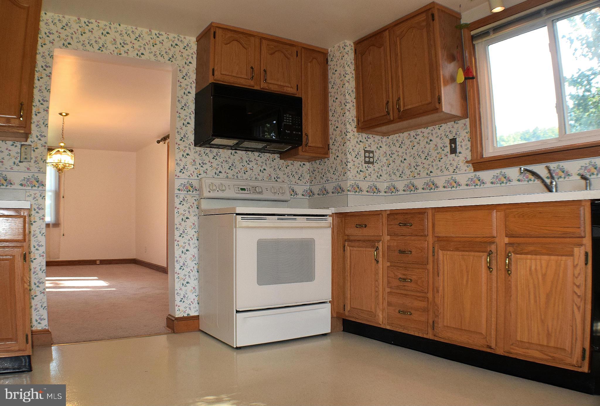 5727 Shookstown Road Frederick, MD 21702 - Photo 13 of 30 Kitchen