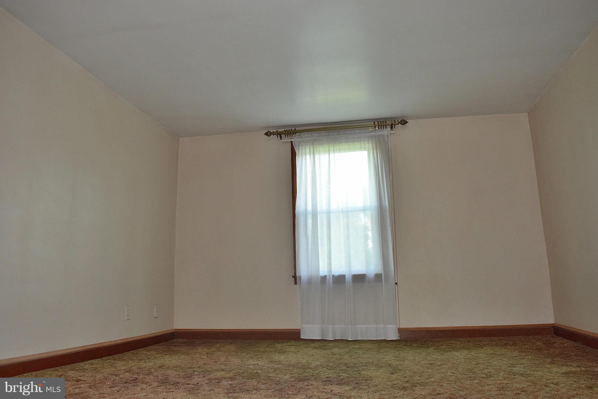 5727 Shookstown Road Frederick, MD 21702 - Photo 26 of 30 Upstairs Bedroom